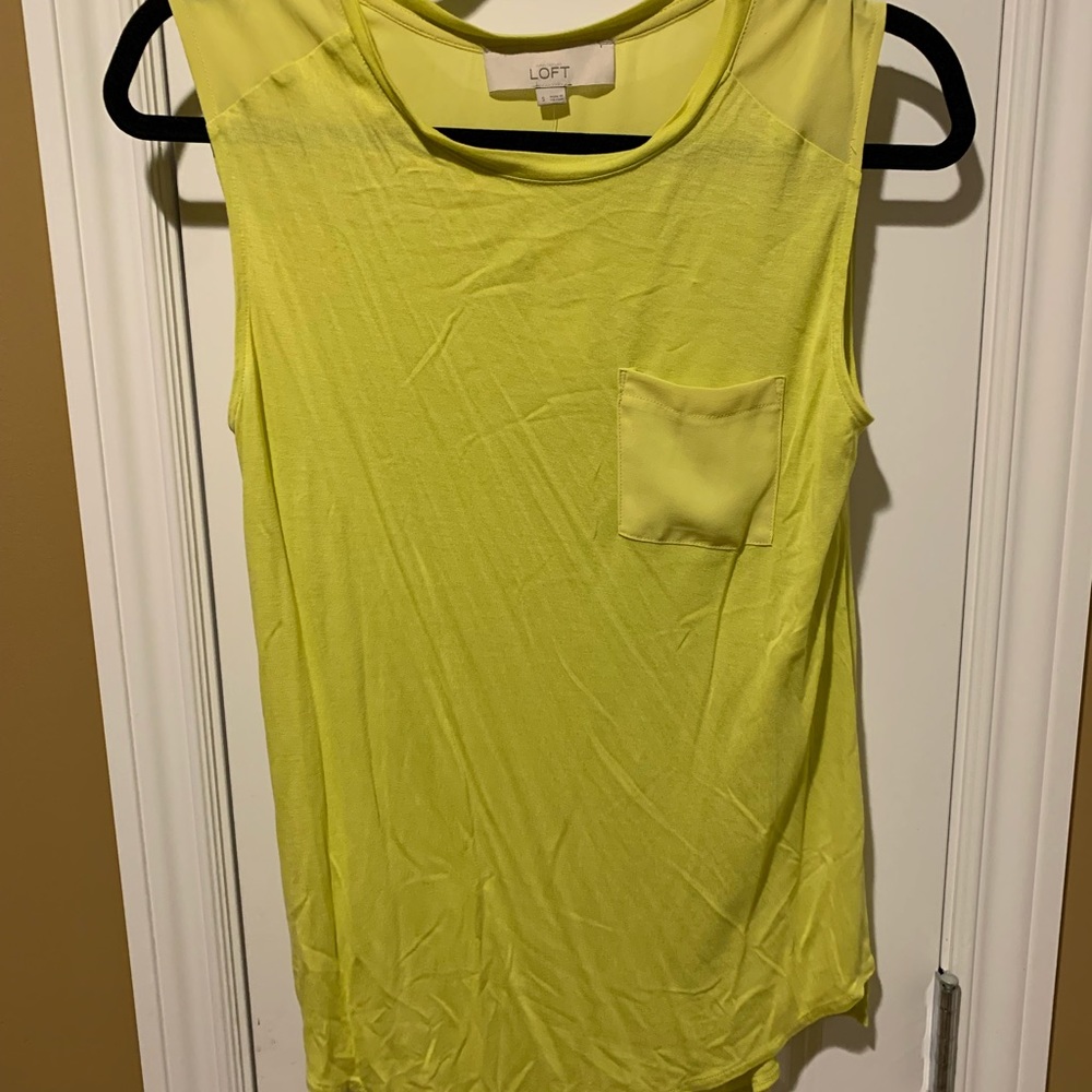Green Ann Taylor Loft layering tank top • size small